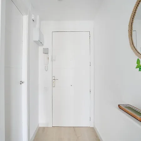 Condal 2 Apartment *