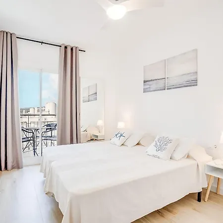 Condal 2 Apartment *